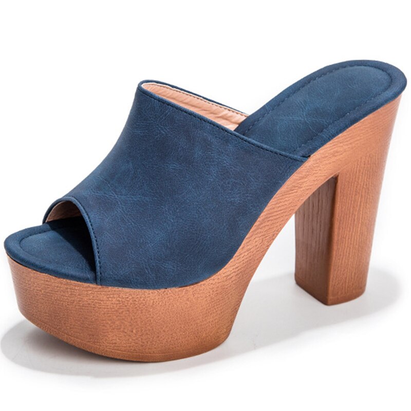 Women's Platform Rivet Mule Pumps